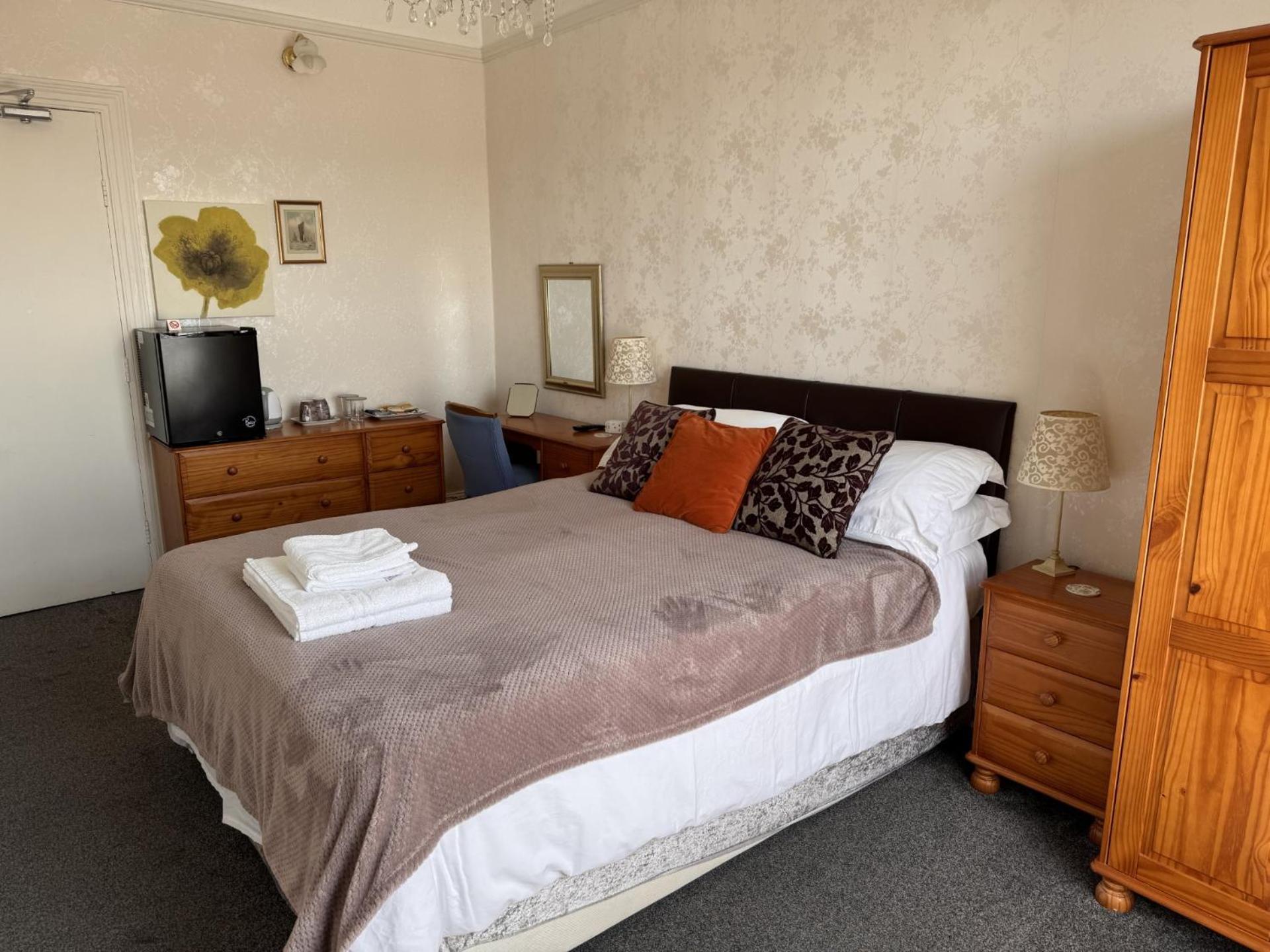 The Shirley Bed & Breakfast Torquay